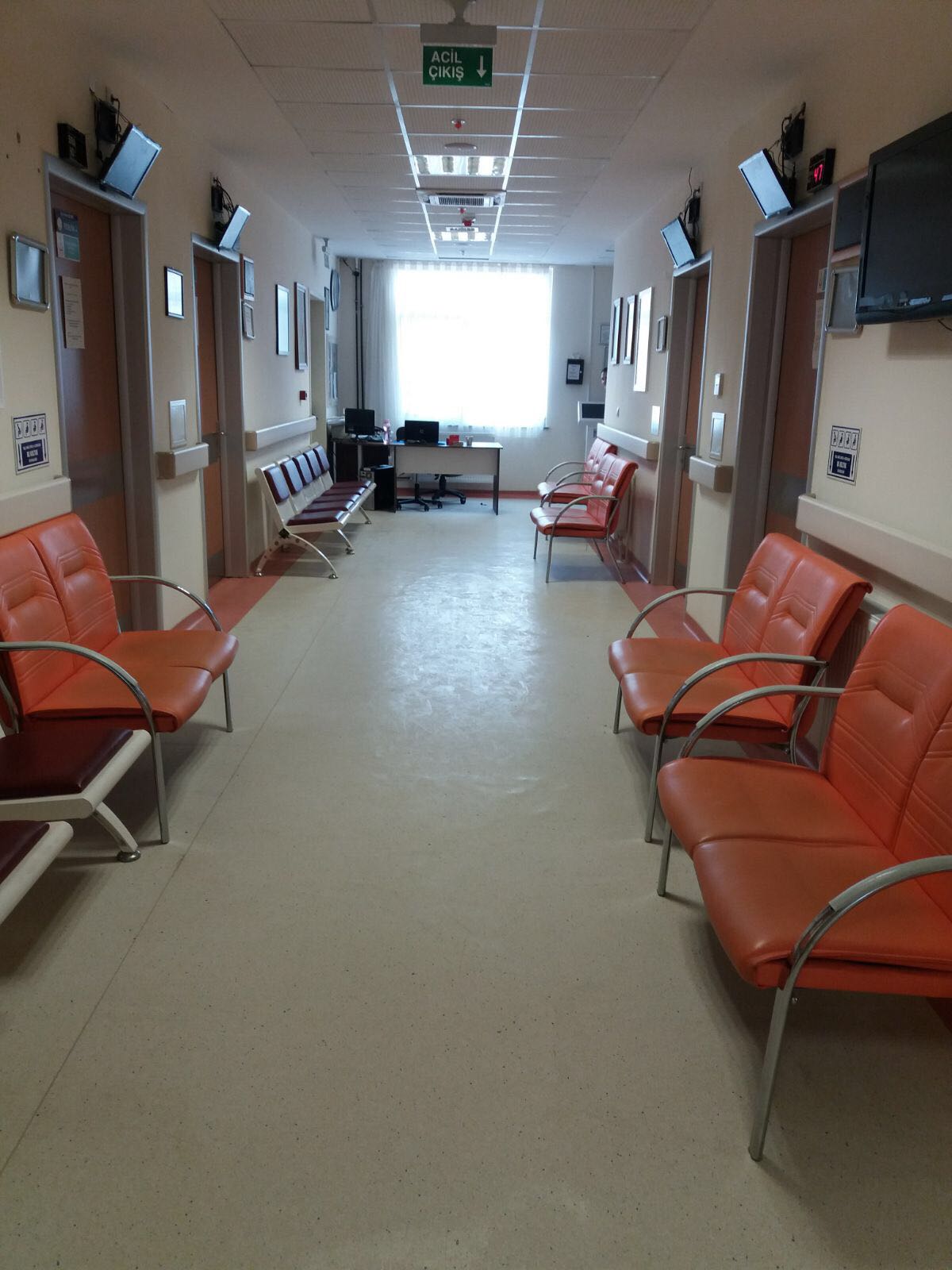 Hasta bekleme salonu